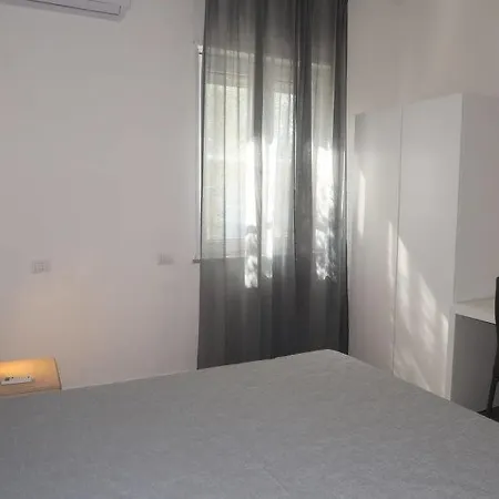 Sleeps 12 Pool Air Con Vaste